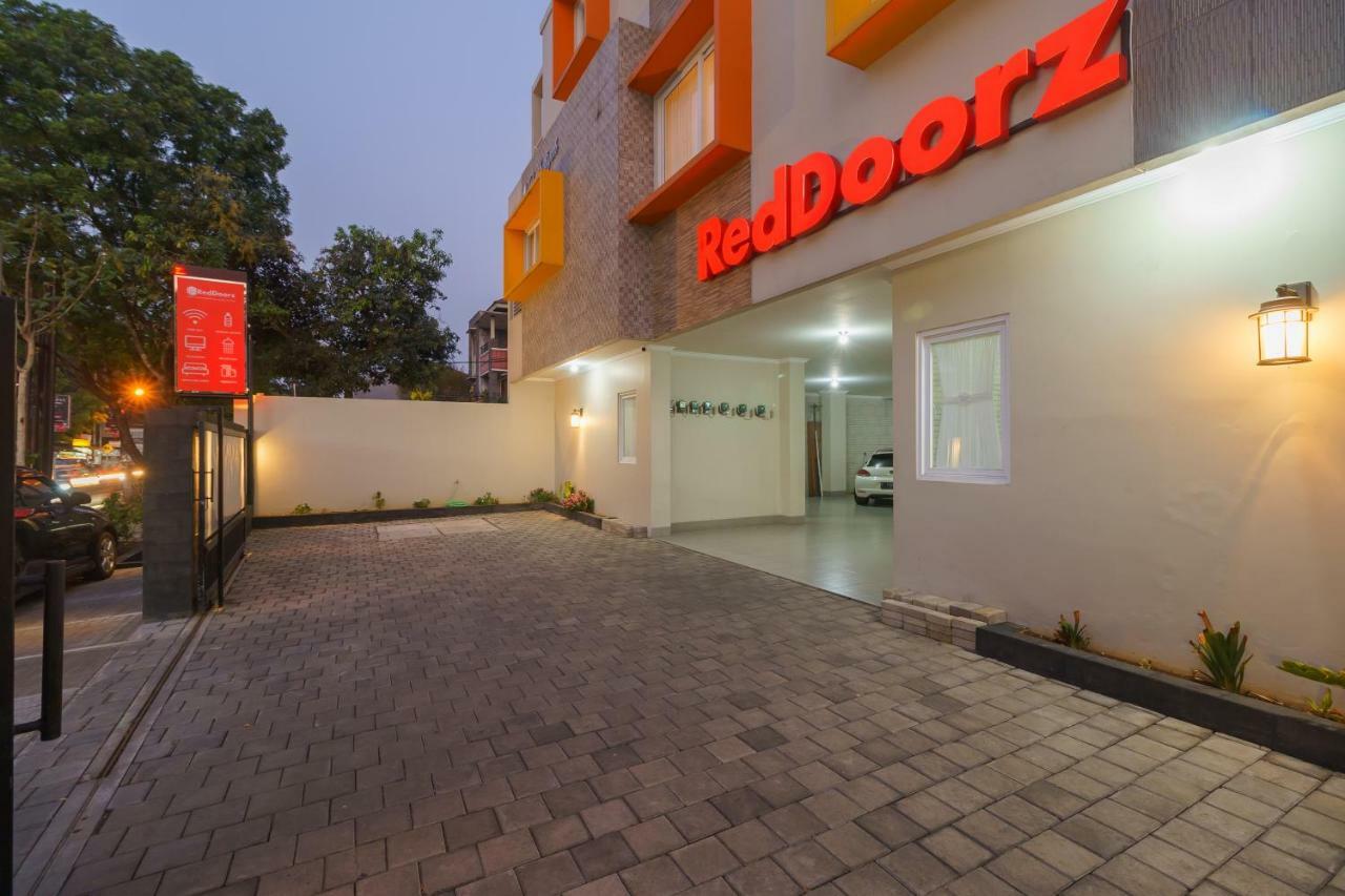 Reddoorz Near Taman Makam Pahlawan Cikutra Otel Bandung Dış mekan fotoğraf
