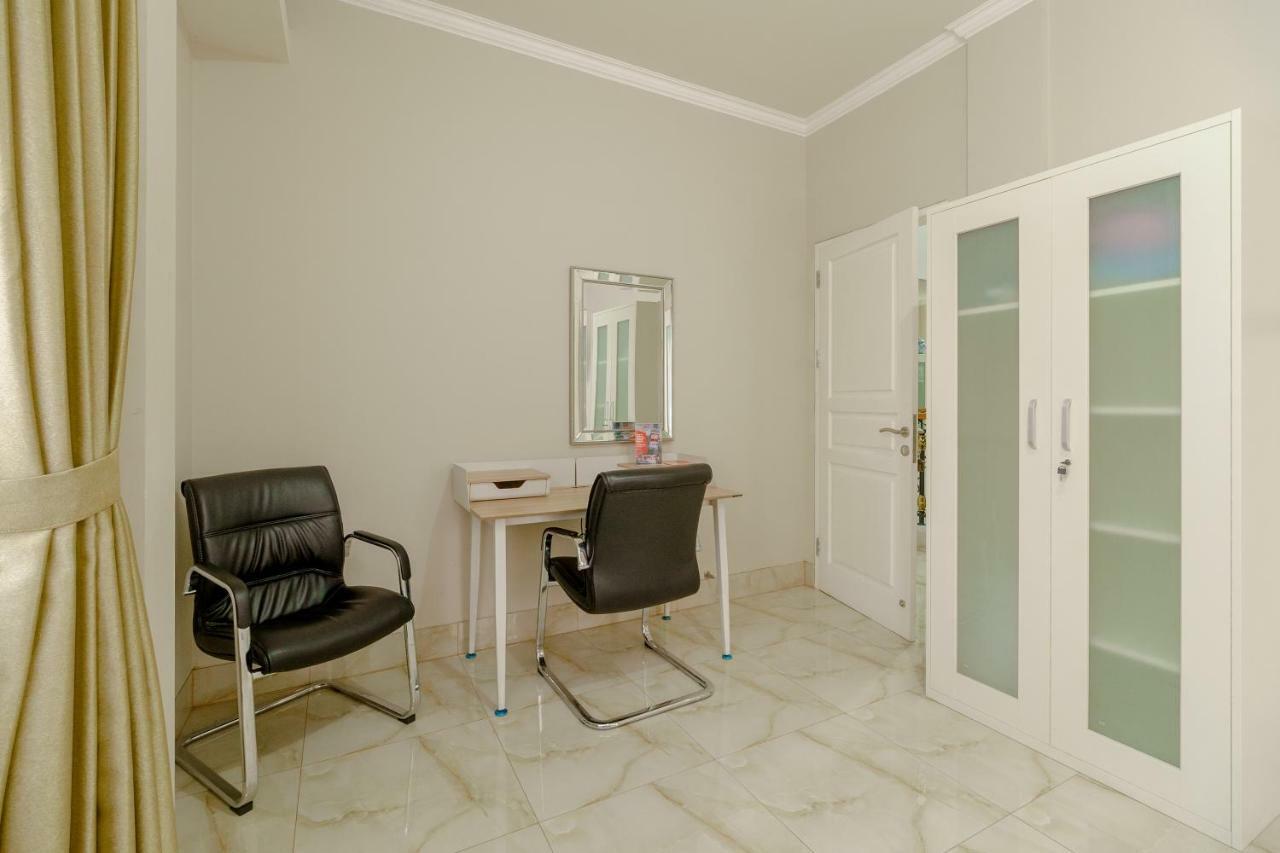 Reddoorz Near Taman Makam Pahlawan Cikutra Otel Bandung Dış mekan fotoğraf