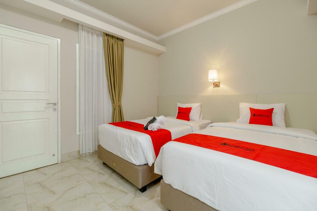 Reddoorz Near Taman Makam Pahlawan Cikutra Otel Bandung Dış mekan fotoğraf