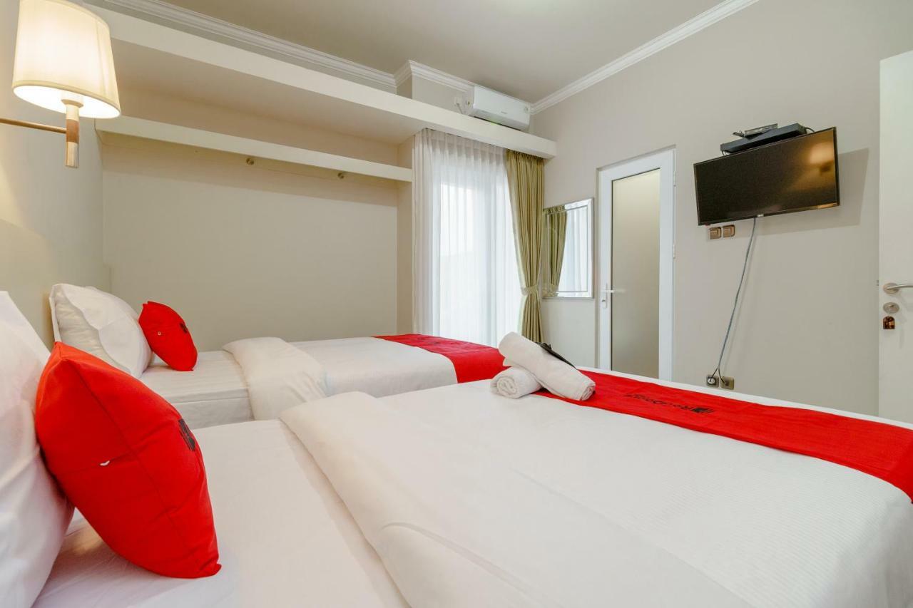 Reddoorz Near Taman Makam Pahlawan Cikutra Otel Bandung Dış mekan fotoğraf